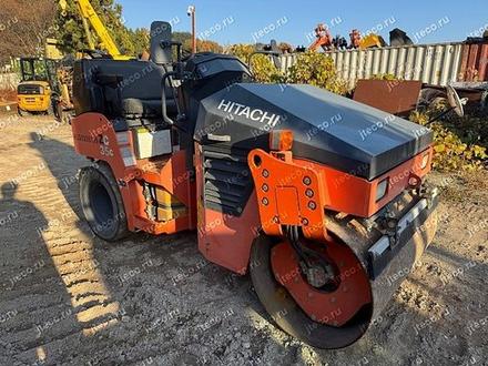 Каток HITACHI ZC35C-3, фото с аукциона Японии — фото 2 из 8