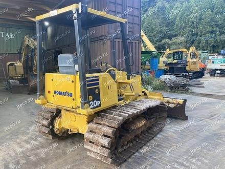 Бульдозер KOMATSU D20P-8E0, фото с аукциона Японии — фото 3 из 6