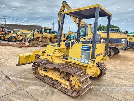 Бульдозер KOMATSU D21P-8, фото с аукциона Японии — фото 4 из 5