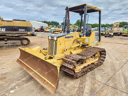 Бульдозер KOMATSU D21P-8E0, фото с аукциона Японии — фото 2 из 5