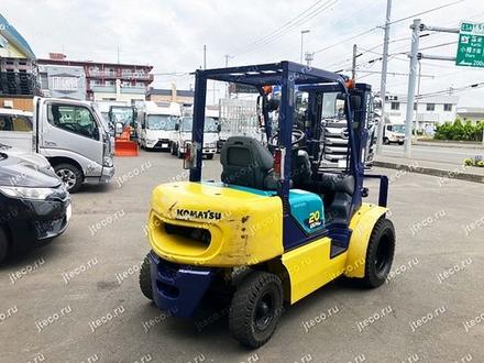 Вилочный погрузчик KOMATSU FD20LC-14, фото с аукциона Японии — фото 3 из 4