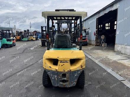 Вилочный погрузчик KOMATSU FD25C-16, фото с аукциона Японии — фото 3 из 3
