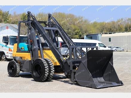 Фронтальный погрузчик KOMATSU SD30-6 — карьерный погрузчик, фото с аукциона Японии — фото 2 из 4