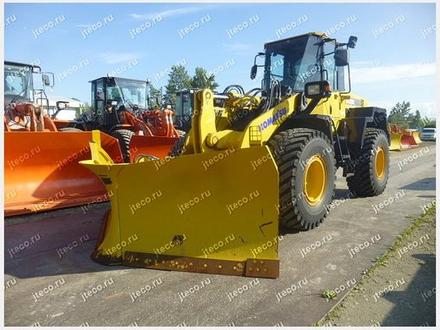 Фронтальный погрузчик KOMATSU WA320-6 — колёсный погрузчик, фото с аукциона Японии — фото 3 из 7