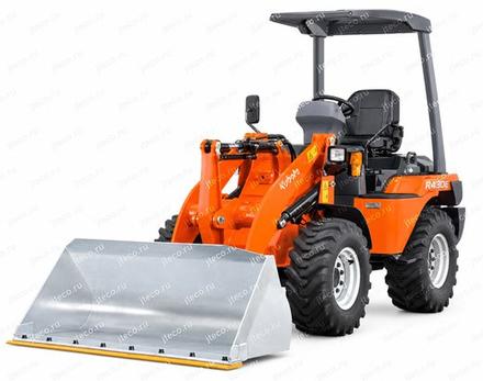 Фронтальный погрузчик KUBOTA R430E — вид спереди
