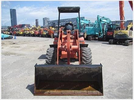 Фронтальный погрузчик KUBOTA R430Z — колесный погрузчик мини, фото с аукциона Японии — фото 4 из 8