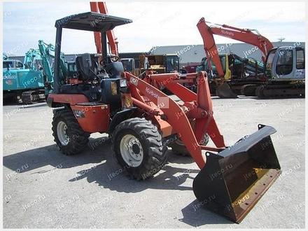 Фронтальный погрузчик KUBOTA R430Z — колесный погрузчик мини, фото с аукциона Японии — фото 5 из 8