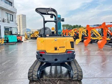 Мини-экскаватор KUBOTA RX-406E, фото с аукциона Японии — фото 14 из 15