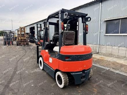Электрический вилочный погрузчик TOYOTA 7FBH25, фото с аукциона Японии — фото 2 из 3