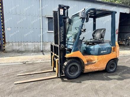 Вилочный погрузчик TOYOTA 7FGL18, фото с аукциона Японии — фото 1 из 3