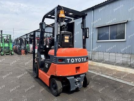 Электрический вилочный погрузчик TOYOTA 8FBH15, фото с аукциона Японии — фото 2 из 3 Электрический вилочный погрузчик TOYOTA 8FBH15, фото с аукциона Японии — фото 2 из 3