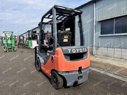 Вилочный погрузчик TOYOTA 8FD18, фото с аукциона Японии — фото 4 из 5