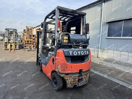 Вилочный погрузчик TOYOTA 8FGL15, фото с аукциона Японии — фото 2 из 3 Вилочный погрузчик TOYOTA 8FGL15, фото с аукциона Японии — фото 2 из 3